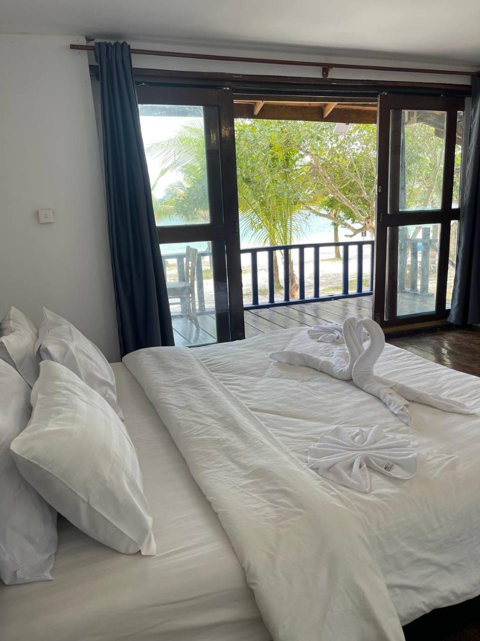Koh Rong Beach Hostel And Bungalows Kaoh Touch Exteriér fotografie