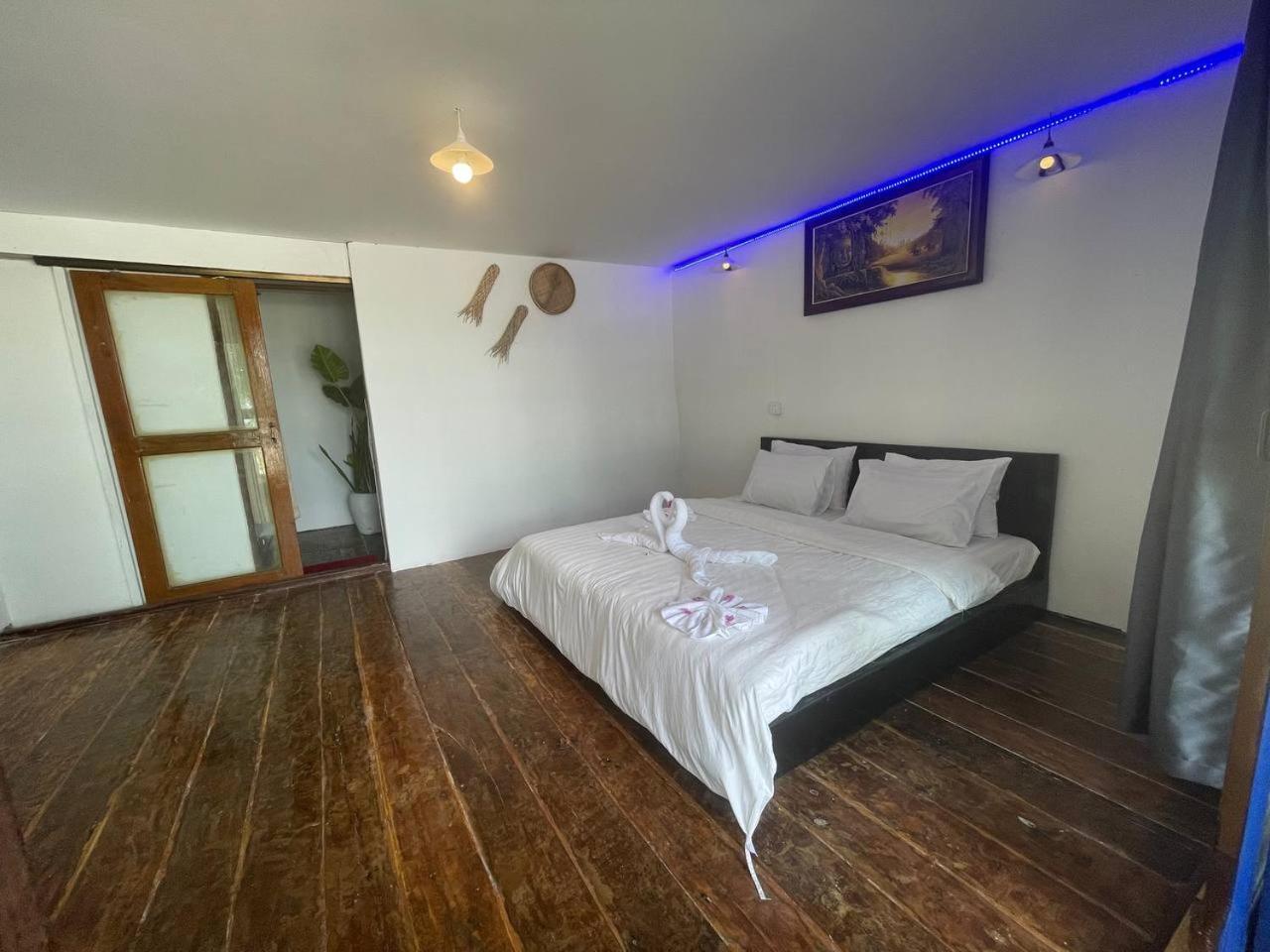 Koh Rong Beach Hostel And Bungalows Kaoh Touch Exteriér fotografie