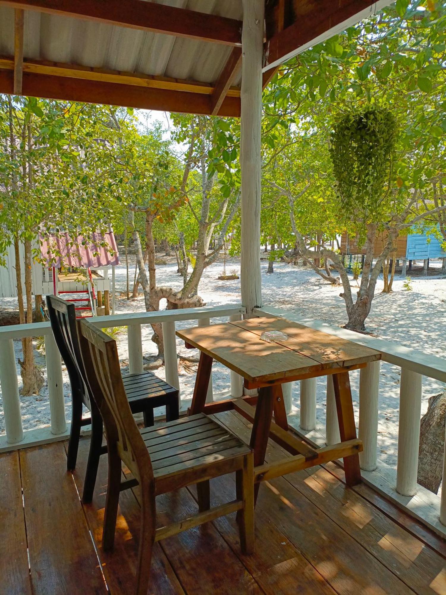 Koh Rong Beach Hostel And Bungalows Kaoh Touch Exteriér fotografie